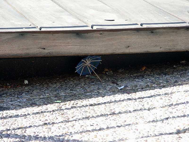 Lanzarote171.jpg - Rester efter partyt....